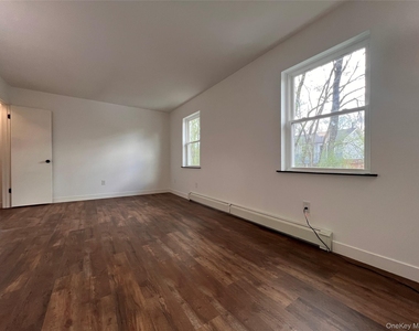 524 Saracino Drive - Photo Thumbnail 14
