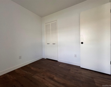 524 Saracino Drive - Photo Thumbnail 27