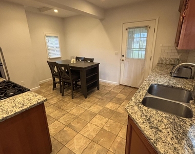165 Lake Avenue - Photo Thumbnail 10