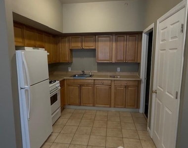 399 North Avenue - Photo Thumbnail 1