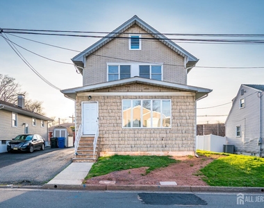 36 2nd Avenue - Photo Thumbnail 1