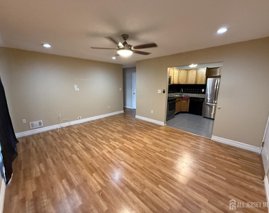 61 Brighton Way - Photo Thumbnail 7
