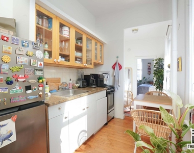 301 W 20th Street - Photo Thumbnail 5