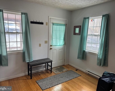 249 Meadow View Drive - Photo Thumbnail 12