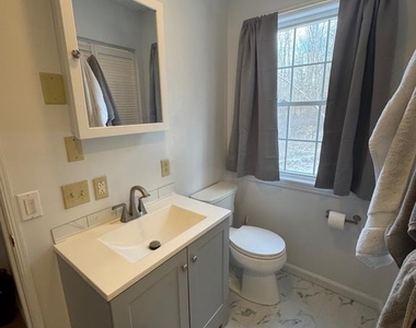 249 Meadow View Drive - Photo Thumbnail 20