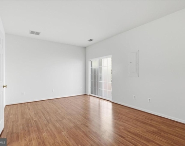 25828 Kirkwood Square - Photo Thumbnail 23