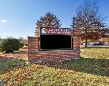 25828 Kirkwood Square - Photo Thumbnail 37