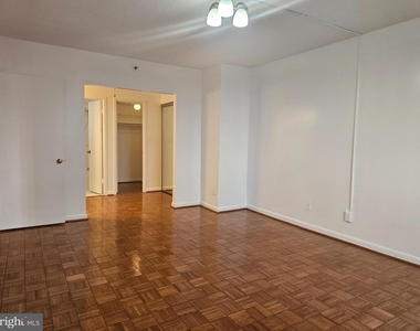3709 George Mason Drive - Photo Thumbnail 13