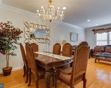 2149 Red Vine Drive - Photo Thumbnail 9