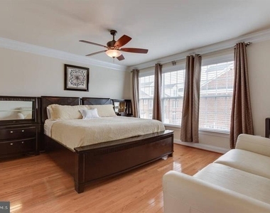2149 Red Vine Drive - Photo Thumbnail 22