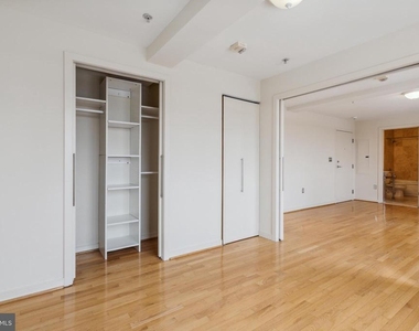 815 King Street - Photo Thumbnail 11