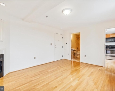 815 King Street - Photo Thumbnail 7