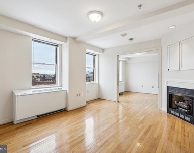 815 King Street - Photo Thumbnail 5