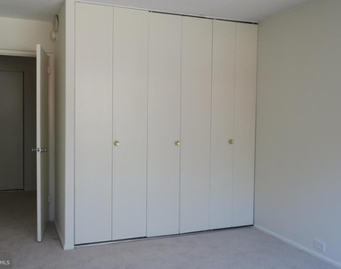 1326 Spruce Street - Photo Thumbnail 8
