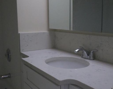 1326 Spruce Street - Photo Thumbnail 11