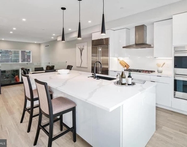 2102 Kimball Street - Photo Thumbnail 2