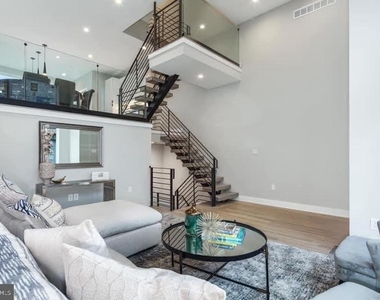 2102 Kimball Street - Photo Thumbnail 1