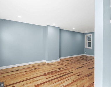1152 S 15th Street - Photo Thumbnail 3