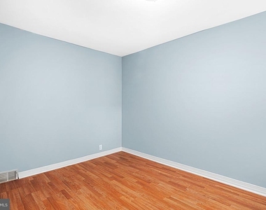 1152 S 15th Street - Photo Thumbnail 9
