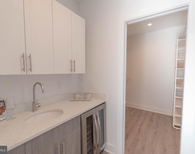 105 Olive Street - Photo Thumbnail 18