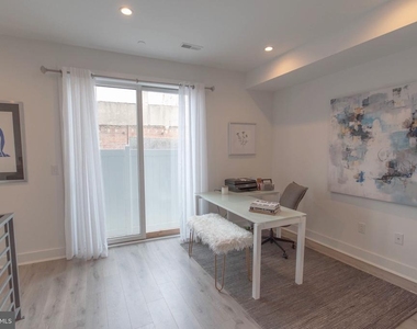 105 Olive Street - Photo Thumbnail 1