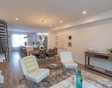 105 Olive Street - Photo Thumbnail 8