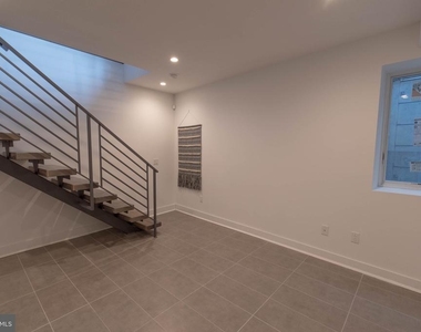 105 Olive Street - Photo Thumbnail 35