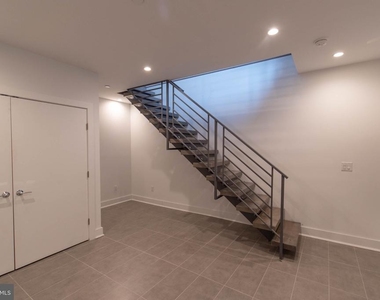 105 Olive Street - Photo Thumbnail 34
