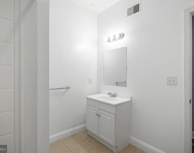 1940 N Gratz Street - Photo Thumbnail 9