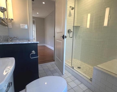 200 W Wayne Avenue - Photo Thumbnail 12