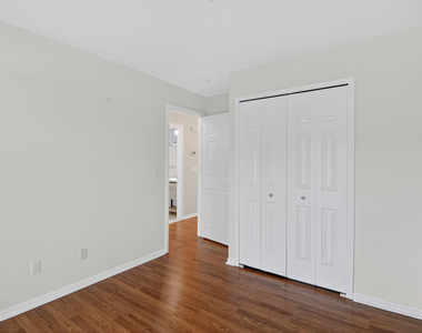 1930 Lindsay Lane - Photo Thumbnail 29