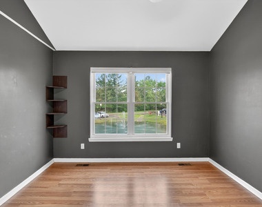 1930 Lindsay Lane - Photo Thumbnail 25