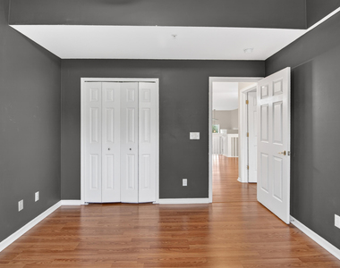 1930 Lindsay Lane - Photo Thumbnail 26