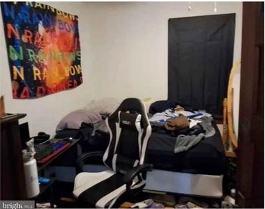 303 Ellis Street - Photo Thumbnail 5
