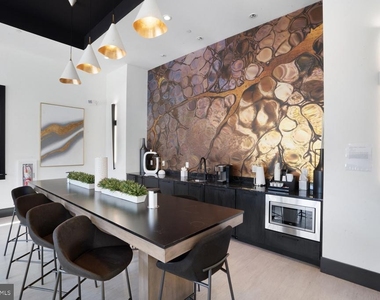 400 E Oak Avenue - Photo Thumbnail 16