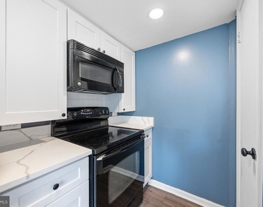 14053 Vista Drive - Photo Thumbnail 13