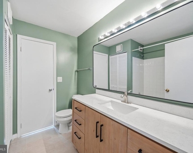 14053 Vista Drive - Photo Thumbnail 19