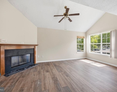14053 Vista Drive - Photo Thumbnail 2
