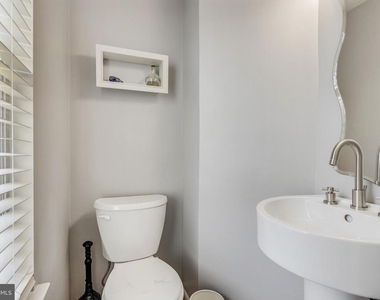 3036 New Oak Lane - Photo Thumbnail 10