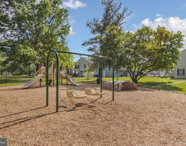 3036 New Oak Lane - Photo Thumbnail 27