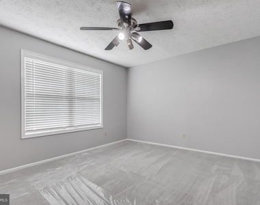 3036 New Oak Lane - Photo Thumbnail 14