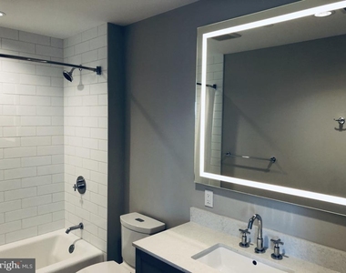 930 Rose Avenue - Photo Thumbnail 9