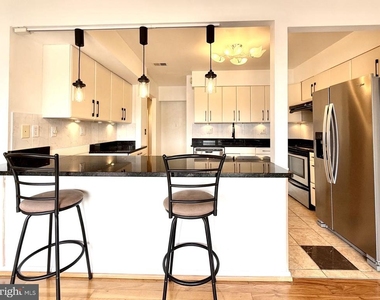 532 Riviera Drive - Photo Thumbnail 11
