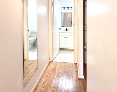 532 Riviera Drive - Photo Thumbnail 17