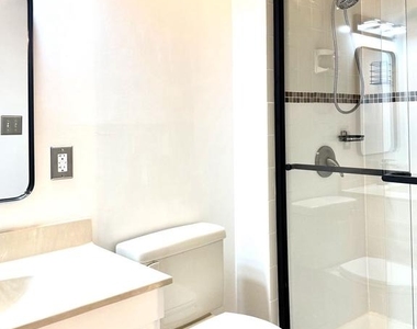 532 Riviera Drive - Photo Thumbnail 30