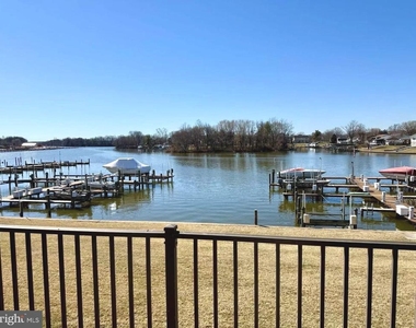 532 Riviera Drive - Photo Thumbnail 39