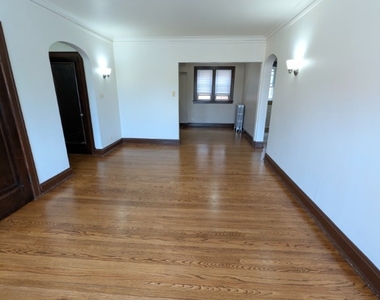 1668 W Farwell - Photo Thumbnail 9