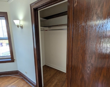 1668 W Farwell - Photo Thumbnail 5