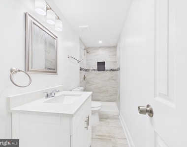 1315 Harlem Avenue - Photo Thumbnail 8