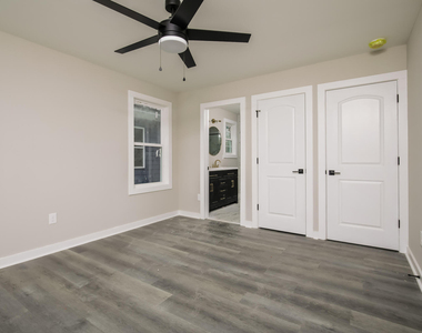202 S Driver Street - Photo Thumbnail 6